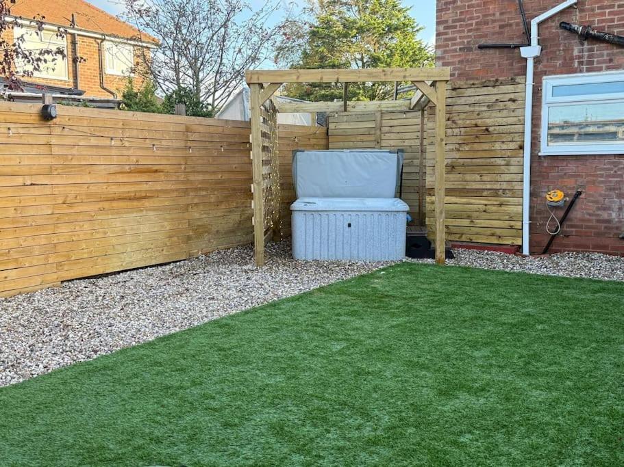 Poulton-le-Fylde Ggs Holiday Let מראה חיצוני תמונה