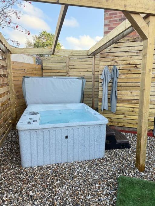 Poulton-le-Fylde Ggs Holiday Let מראה חיצוני תמונה